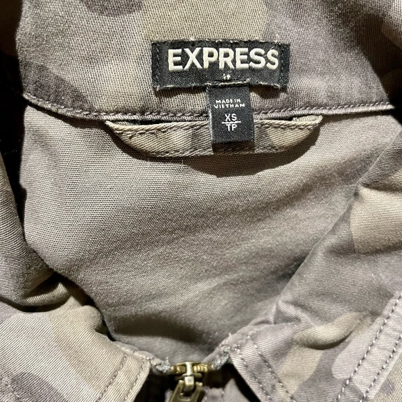 Camo Utility Jacket - Picture 5 of 5